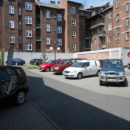 Hotel Na Kafkove Острава Экстерьер фото