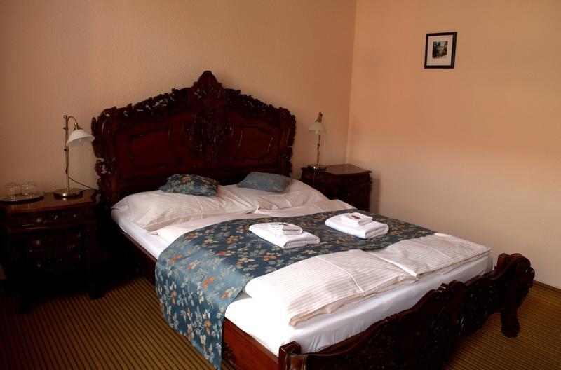 Hotel Na Kafkove Острава Экстерьер фото