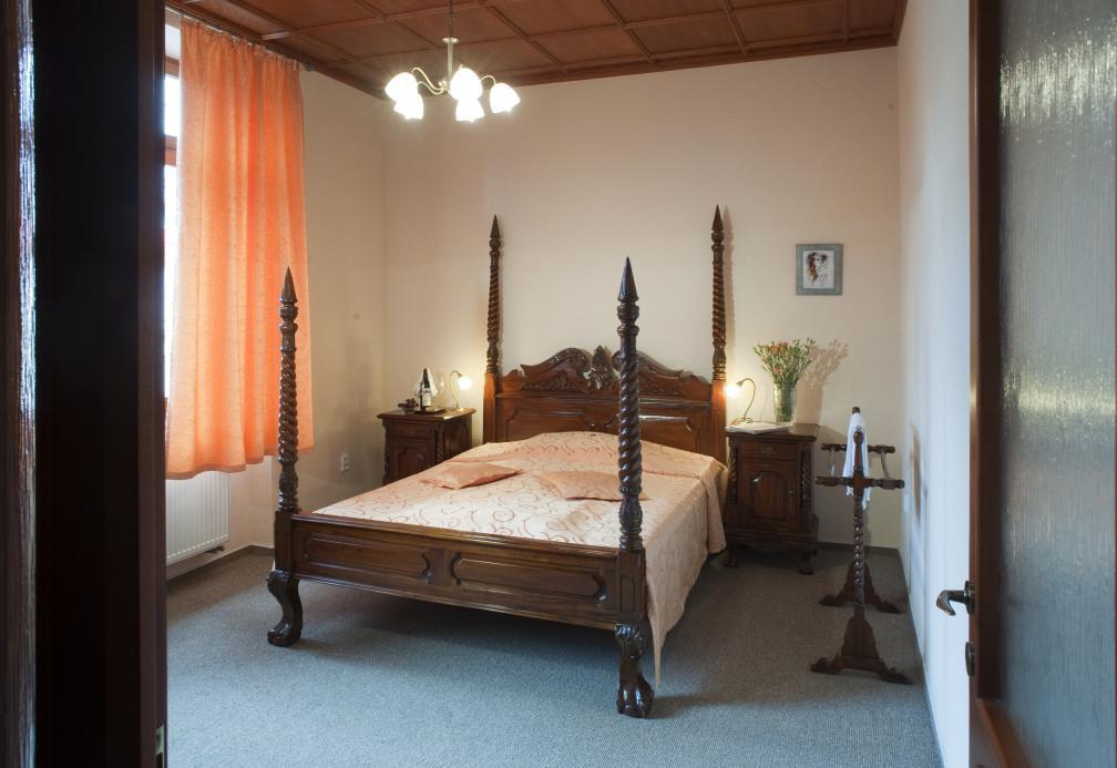 Hotel Na Kafkove Острава Экстерьер фото