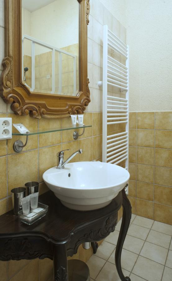 Hotel Na Kafkove Острава Экстерьер фото